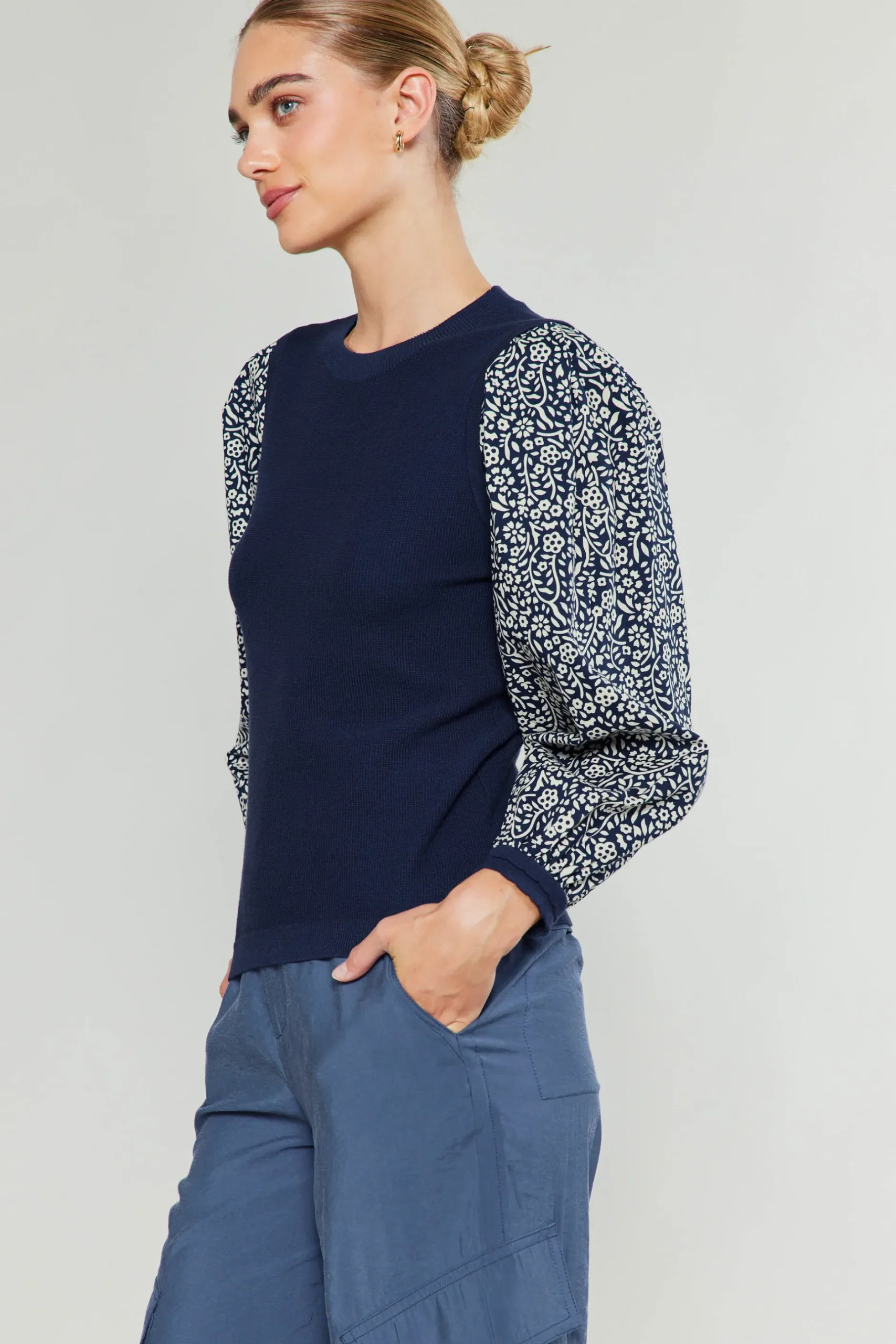 Knitwear|Sweaters-Current Air Contrast Sleeve Sweater Top NAVY