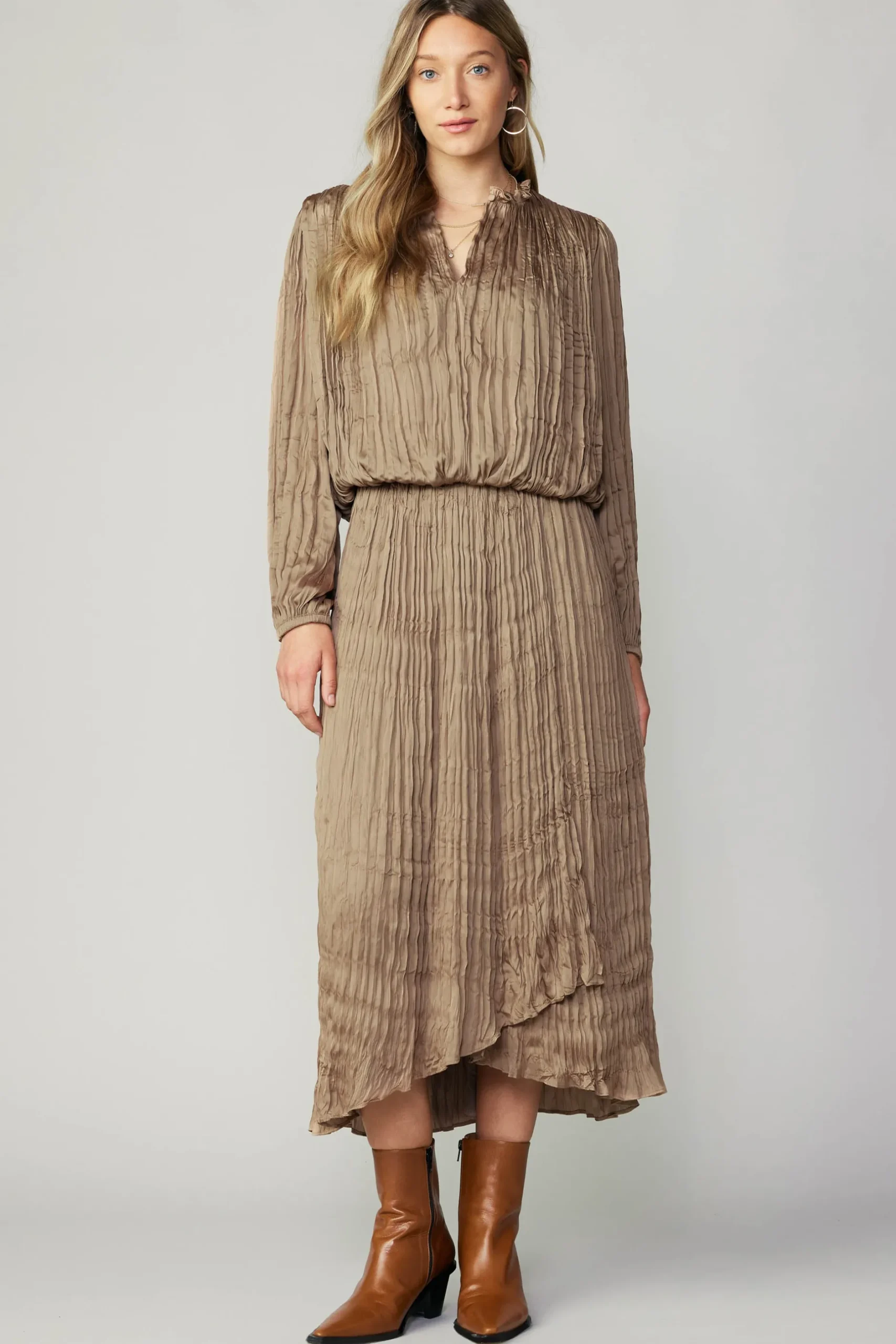 Long Sleeve Tops-Current Air Crinkle Plisse Blouse LATTE