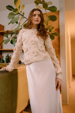 Knitwear|Sweaters-Current Air 3D Floral Crochet Sweater IVORY