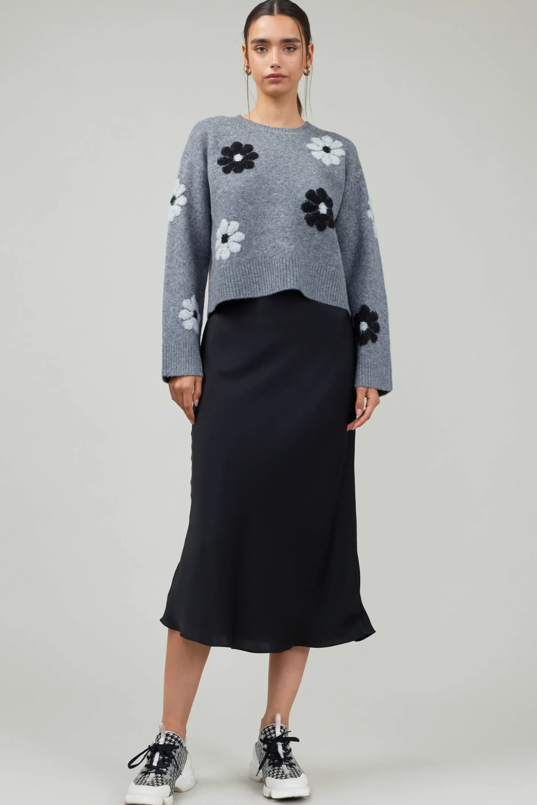 Knitwear|Sweaters-Current Air Daisy Embroidered Sweater MELANGEGREY