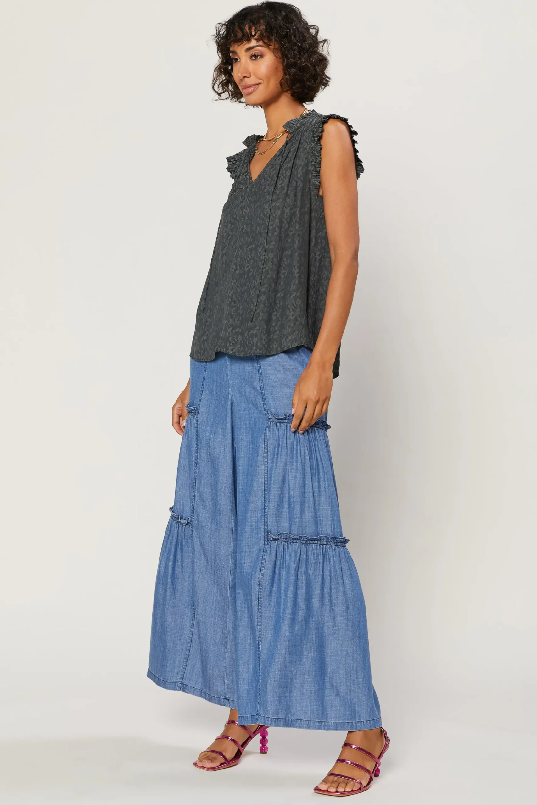 Sleeveless Tops|Short Sleeve Tops-Current Air Margot Jacquard Pleated Sleeve Blouse DARKOLIVE