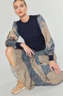 Knitwear|Sweaters-Current Air Ornate Motif Sweater Top TAUPEBLUEMLT